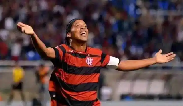 阵容成为了 阵容成为了